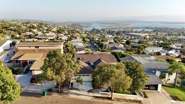 3539 Mount Laurence Dr, San Diego CA: https://media.crmls.org/mediaz/9268131a-d409-462a-825b-209fb3a13840.jpg