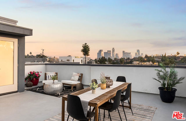 1320 W Cannon Drive, Los Angeles CA: https://media.crmls.org/mediaz/926a83cc-8b0e-4fc5-93e6-cb5c295687ca.jpg