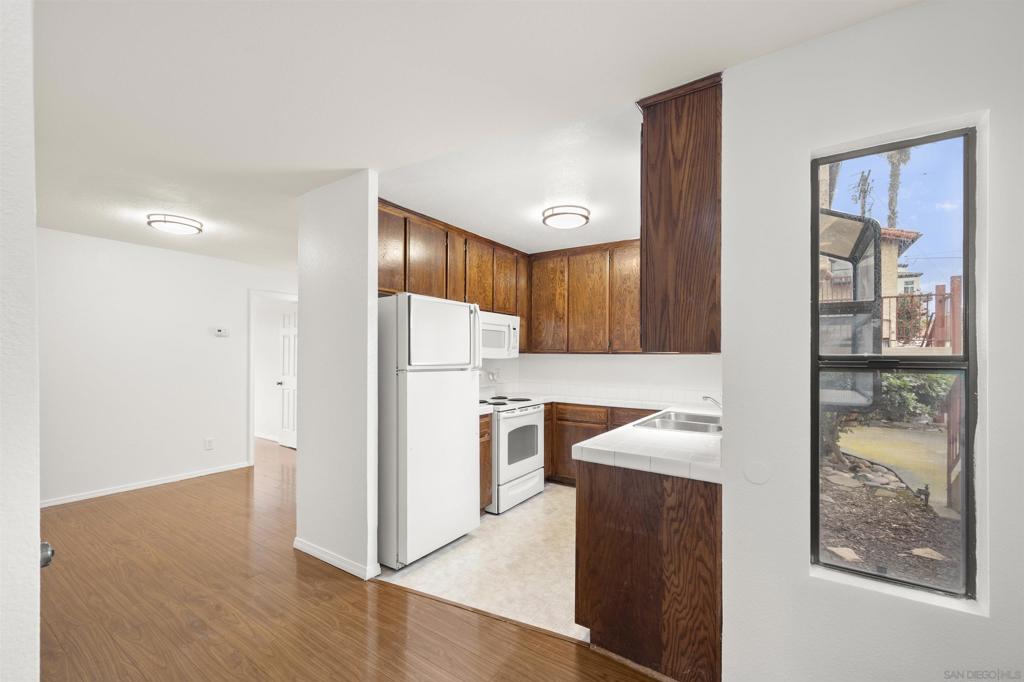 3984 Illinois Street - photo 12