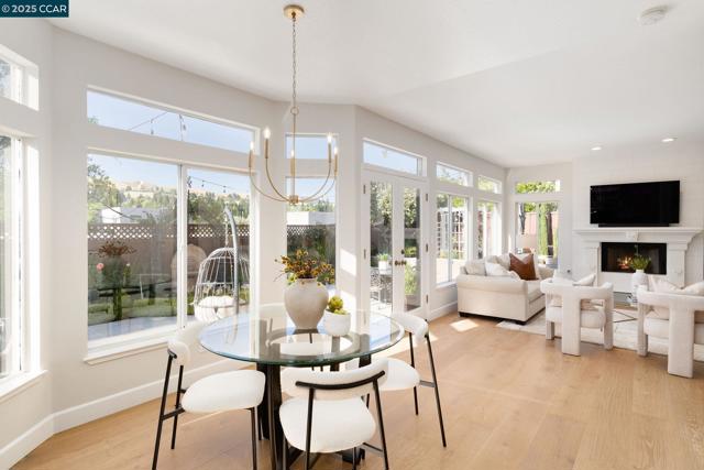 508 Zenith Ridge Dr, Danville CA: https://media.crmls.org/mediaz/926bbee5-5799-42f1-835a-c5d99be121af.jpg