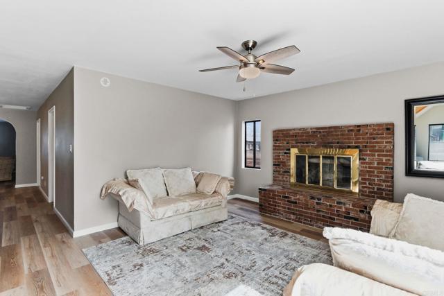 Detail Gallery Image 14 of 30 For 1387 Weers St., El Cajon,  CA 92020 - 3 Beds | 2 Baths