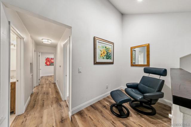 1554 Traveld Way, Encinitas CA: https://media.crmls.org/mediaz/926c15c1-7143-4910-8f94-4c8c8fdf46c3.jpg