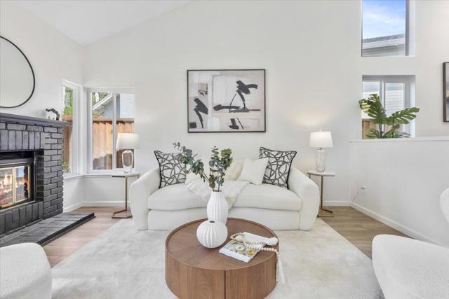 885 Kiperash Court, San Jose CA: https://media.crmls.org/mediaz/926cd153-8f93-4226-a3b5-ef2c5eaa298e.jpg