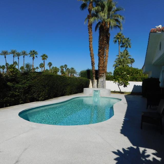 14 Mission Palms W Drive, Rancho Mirage CA: https://media.crmls.org/mediaz/926d3992-a497-423b-b398-555edecf76e7.jpg