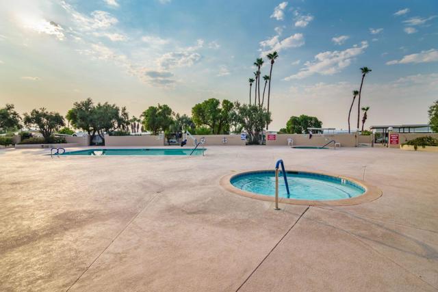 14777 Palm Drive, Desert Hot Springs CA: https://media.crmls.org/mediaz/926d873a-b6ca-4c66-9122-211dfb417173.jpg