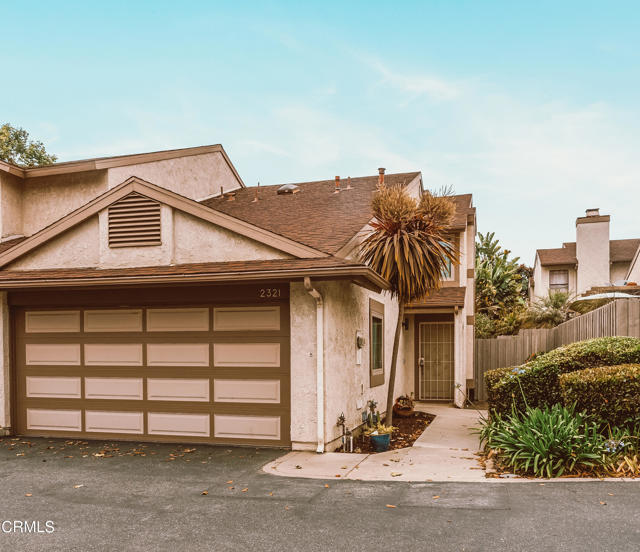 2321 Pima Lane, Ventura CA: https://media.crmls.org/mediaz/926de7df-f80c-4d87-80e2-cda8e657b165.jpg