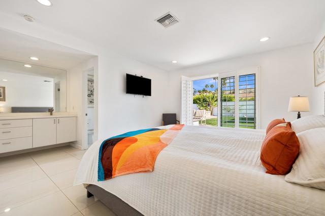 2943 Guadalupe Road, Palm Springs CA: https://media.crmls.org/mediaz/926e1f97-356b-45c0-a75d-ba915d361016.jpg