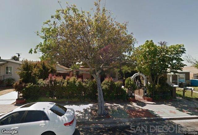 3921 23 Delta St, San Diego CA: https://media.crmls.org/mediaz/926e724f-f844-4ac9-afeb-3660bd5579b8.jpg