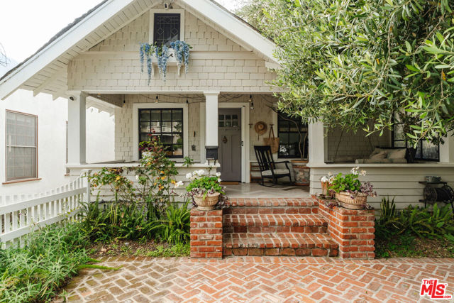 2116 3rd Street photo 3