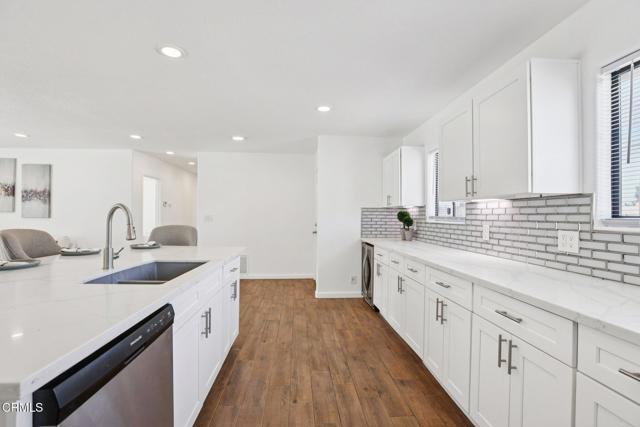 Detail Gallery Image 9 of 47 For 9242 E Avenue T 2, Littlerock,  CA 93543 - 4 Beds | 3 Baths