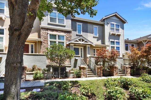 18437 Opal Lane, Morgan Hill CA: https://media.crmls.org/mediaz/926f6362-0825-4ebe-a962-493fab1fe08c.jpg