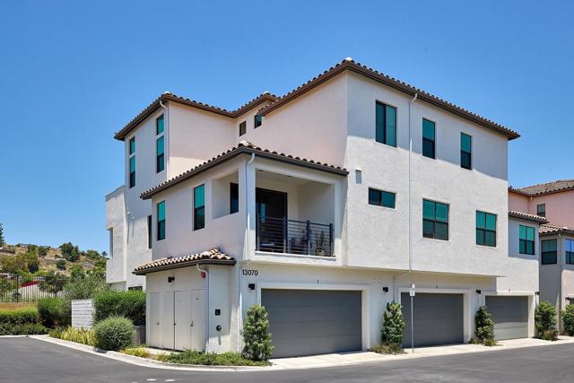 13070 Olympus Cir, Poway CA: https://media.crmls.org/mediaz/927155b1-ab81-4395-b324-cf9f66062b38.jpg