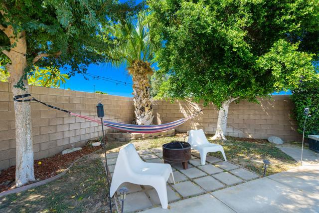 47375 Mangrove Street, Indio CA: https://media.crmls.org/mediaz/9271ca67-8a85-4098-b441-661c5adf3fd9.jpg