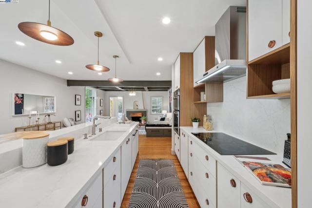 198 BRET HARTE ROAD, Berkeley CA: https://media.crmls.org/mediaz/927275fc-ff3d-410a-9a19-2c310e90c3fe.jpg