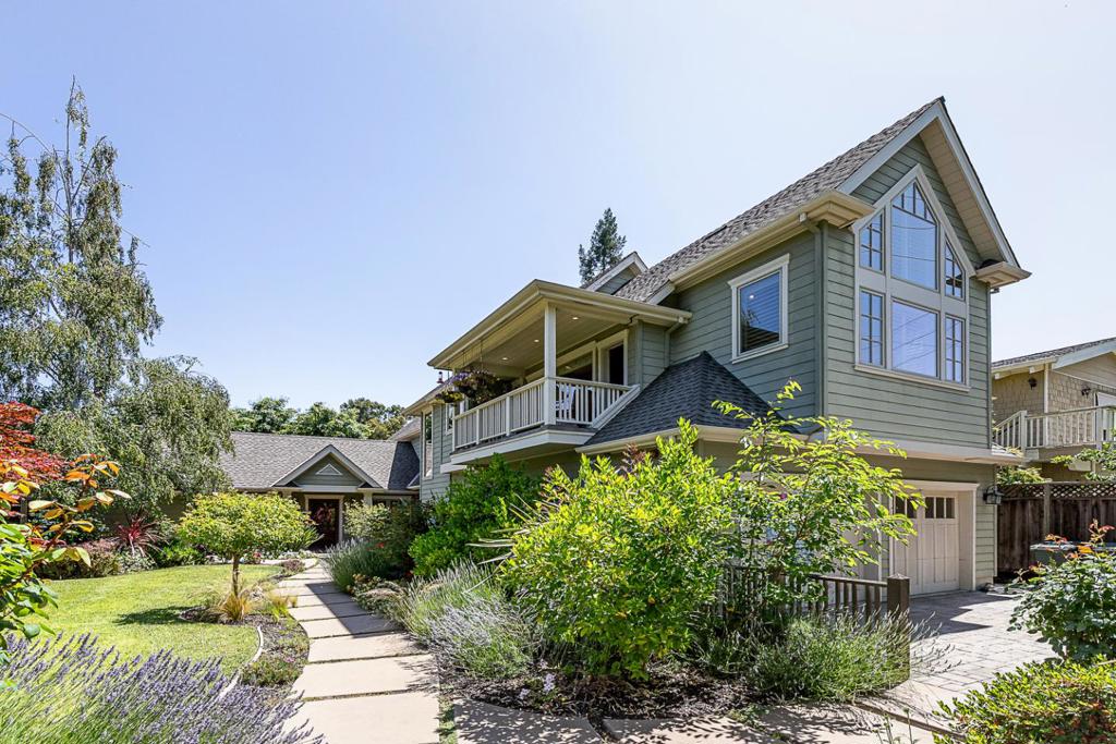 587 Sequoia Avenue