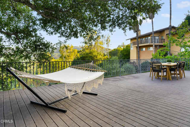 1897 Braemar Road, Pasadena CA: https://media.crmls.org/mediaz/9272e0ae-ee95-419a-8b41-f725bd08252e.jpg