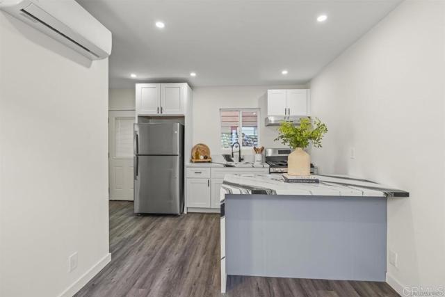 Detail Gallery Image 6 of 10 For 2030 Kearney Ave, San Diego,  CA 92113 - 1 Beds | 1 Baths