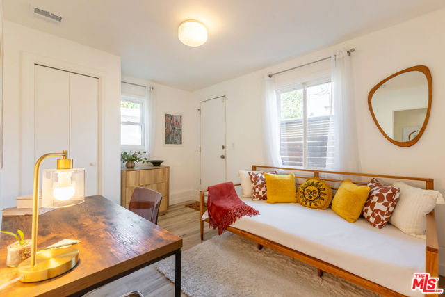 1519 Morton Terrace, Los Angeles CA: https://media.crmls.org/mediaz/927428c6-c7a5-40a1-b35b-8a6141c38cc4.jpg