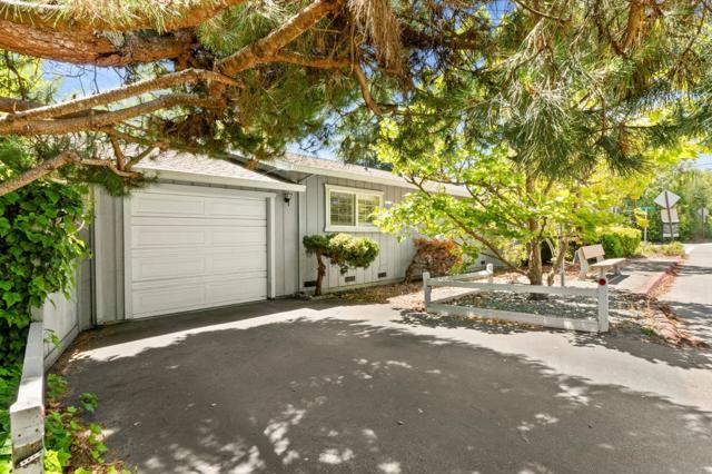101 Sea Terrace Way, Aptos CA: https://media.crmls.org/mediaz/92748693-3750-4dd9-8834-5e48adafe432.jpg
