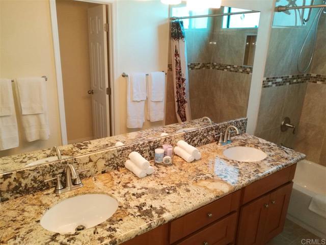4251 Sturgeon Ct, San Diego CA: https://media.crmls.org/mediaz/9274a355-9eef-4398-942e-ed793fcf301a.jpg