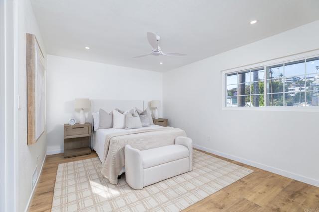 Detail Gallery Image 27 of 37 For 1674 Evergreen St, Point Loma,  CA 92106 - 3 Beds | 2 Baths