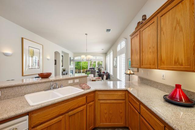 82620 Hamilton Court, Indio CA: https://media.crmls.org/mediaz/92763c91-e4d4-4893-88ca-c2c9ae752b5a.jpg