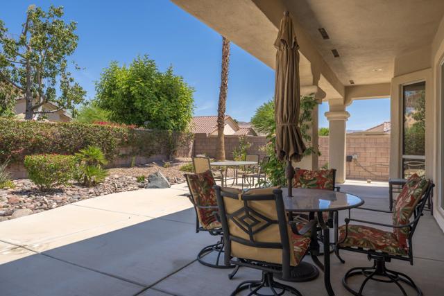 Image 4 of 28 For 78638 Sunrise Canyon Avenue