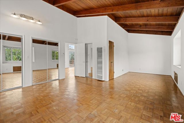 1018 Wellesley Avenue, Los Angeles CA: https://media.crmls.org/mediaz/927732dd-a6fb-49a1-acb7-b809295b2d4e.jpg
