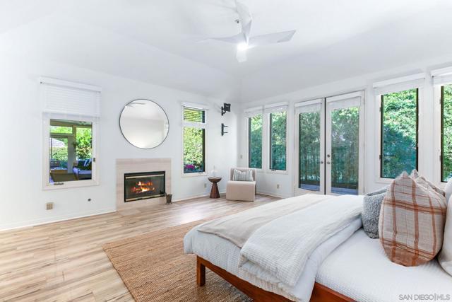 14231 Fox Run Row, San Diego CA: https://media.crmls.org/mediaz/92777bb0-7dae-4c3c-81c2-1a8bcb830247.jpg
