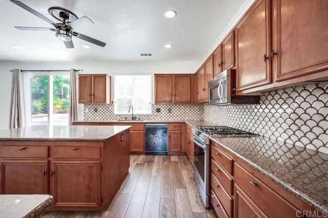 35616 Country Park Dr., Wildomar CA: https://media.crmls.org/mediaz/9277d0af-32bc-4c02-8971-66a1d837980a.jpg