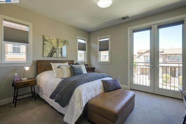 2092 Drysdale St, Danville CA: https://media.crmls.org/mediaz/92793c92-299a-4c76-bdc9-d8854b63813b.jpg