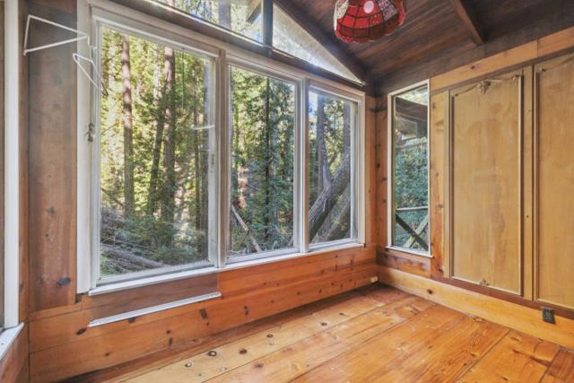24140 Schulties Road, Los Gatos CA: https://media.crmls.org/mediaz/9279d013-2a43-4cdb-b006-427c235c77a6.jpg