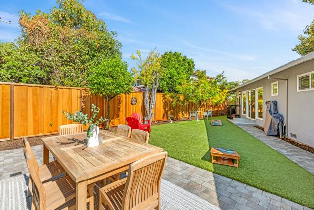 666 Fairlane Avenue, Santa Clara CA: https://media.crmls.org/mediaz/927a630a-89a4-4829-b4f3-d6665a5eec6e.jpg