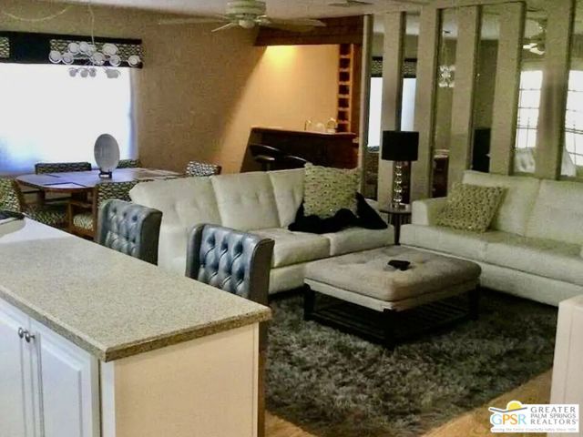 73401 Palm Greens, Palm Desert CA: https://media.crmls.org/mediaz/927a888c-b90c-47e7-89bc-8314958f198c.jpg