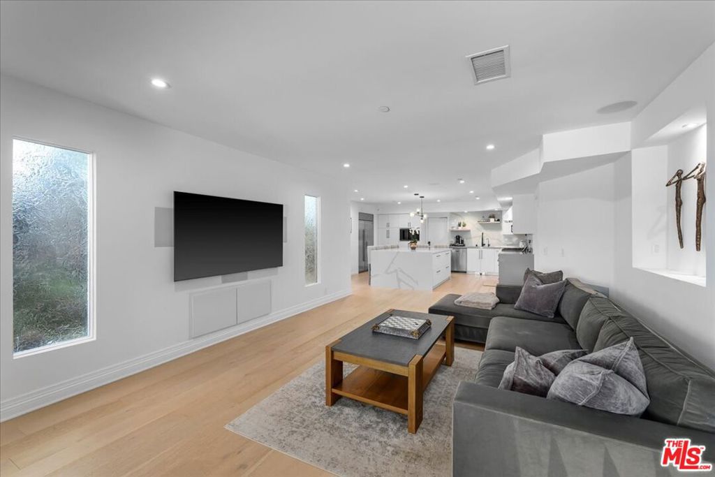 3819 Sherview DriveSherman Oaks img 15