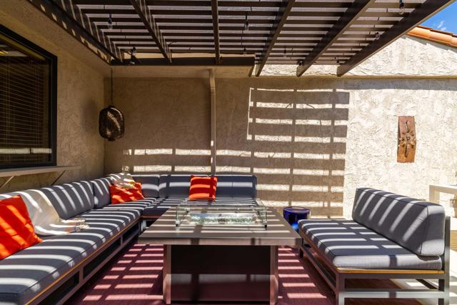 1971 Paseo Raqueta, Palm Springs CA: https://media.crmls.org/mediaz/927e2967-9846-45af-ac49-8147c3248fa6.jpg