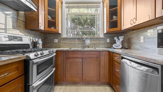 12714 Lantana Avenue, Saratoga CA: https://media.crmls.org/mediaz/927f2322-1f5e-4e02-9761-5286f615eaae.jpg