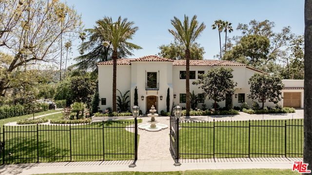 2110 Hill Drive, Los Angeles CA: https://media.crmls.org/mediaz/927ff9df-88ef-4e01-9e8f-4a2a7807a290.jpg