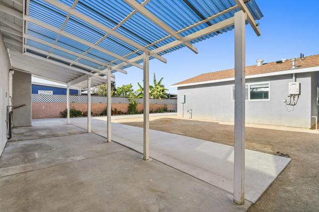 Image 17 of 32 For 4806 Castle Ave