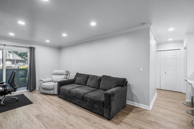6275 Rancho Mission, Mission Valley CA: https://media.crmls.org/mediaz/92824526-d915-4ecd-8e3a-f5fc4f52978a.jpg