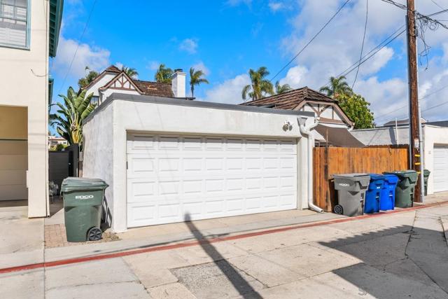 755 F Ave, Coronado CA: https://media.crmls.org/mediaz/92826497-7d3d-4a70-b1e7-2678bc2a3aa2.jpg