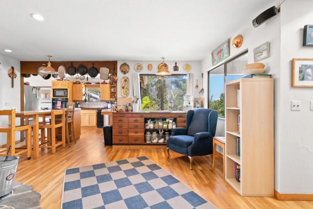 739 Snyder Avenue, Aromas CA: https://media.crmls.org/mediaz/9282996a-6355-4853-ad11-b35ba07dc647.jpg