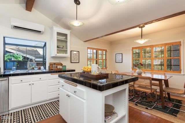 Detail Gallery Image 13 of 26 For 3123 Hermosa Ave, La Crescenta,  CA 91214 - 2 Beds | 1 Baths