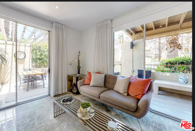 78155 Cabrillo Lane, Indian Wells CA: https://media.crmls.org/mediaz/928387ca-5e4f-4ba6-a16d-f5d7fe0e322d.jpg