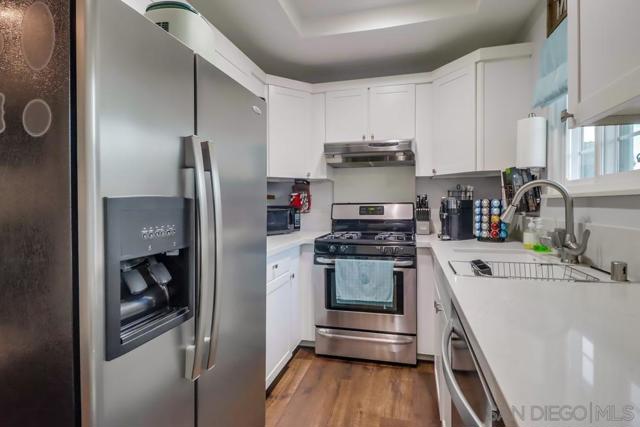 4320 Mentone St, San Diego, California 92107, 2 Bedrooms Bedrooms, ,2 BathroomsBathrooms,Townhouse,For Sale,Mentone St,250027156SD