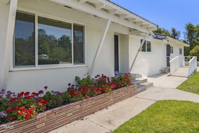 4226 Hitch Boulevard, Moorpark CA: https://media.crmls.org/mediaz/92852619-e343-491f-8d55-78c1a3c910b3.jpg
