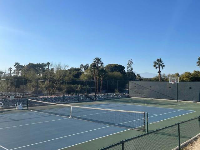 74711 Dillon Road, Desert Hot Springs CA: https://media.crmls.org/mediaz/92854c72-50f8-4347-b502-8ecdc71898e1.jpg