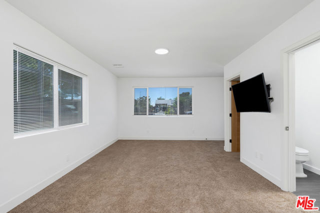 13032 Glamis Street, Pacoima CA: https://media.crmls.org/mediaz/9285582e-df60-44ea-9924-e31f46fb6212.jpg