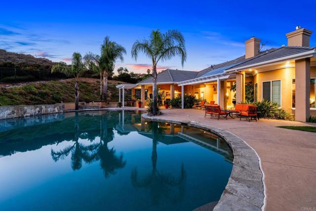 2772 Firebrand Drive, Alpine CA: https://media.crmls.org/mediaz/92857083-3e31-42b6-92e3-ad803b854129.jpg