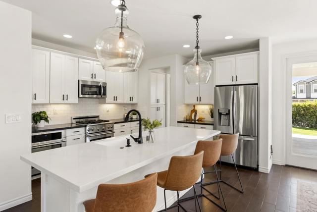 Detail Gallery Image 16 of 63 For 1480 Regatta Rd, Carlsbad,  CA 92011 - 5 Beds | 4 Baths